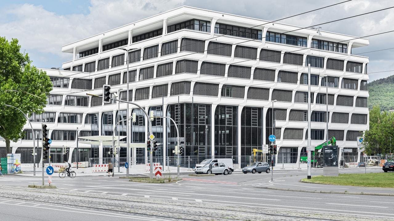 Bau der neuen HeidelbergCement-Zentrale im Zeitverlauf